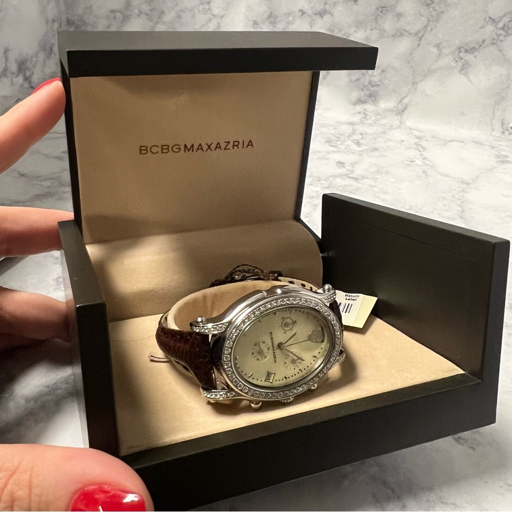 BCBG Watch - Picture 2 of 4